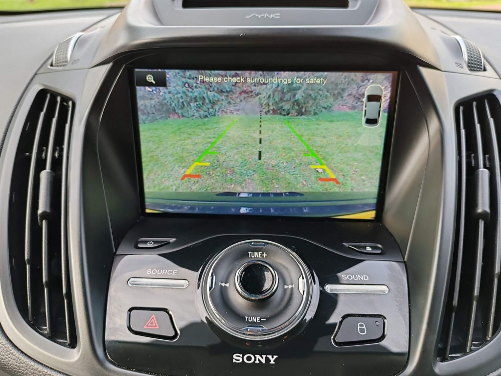 FORD KUGA