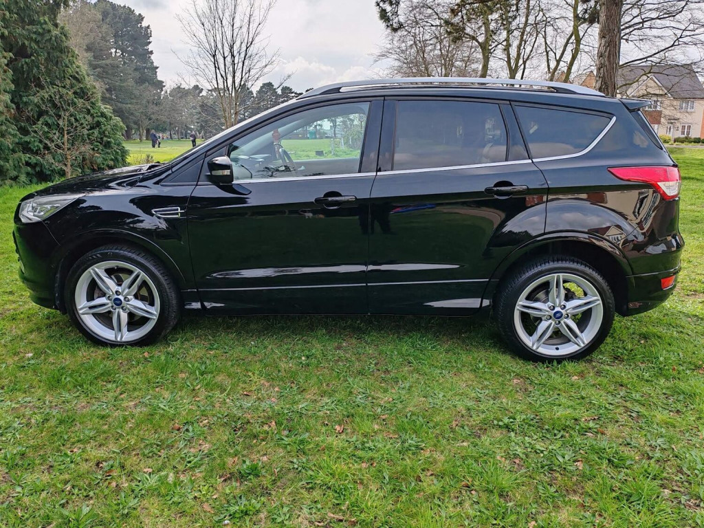 FORD KUGA