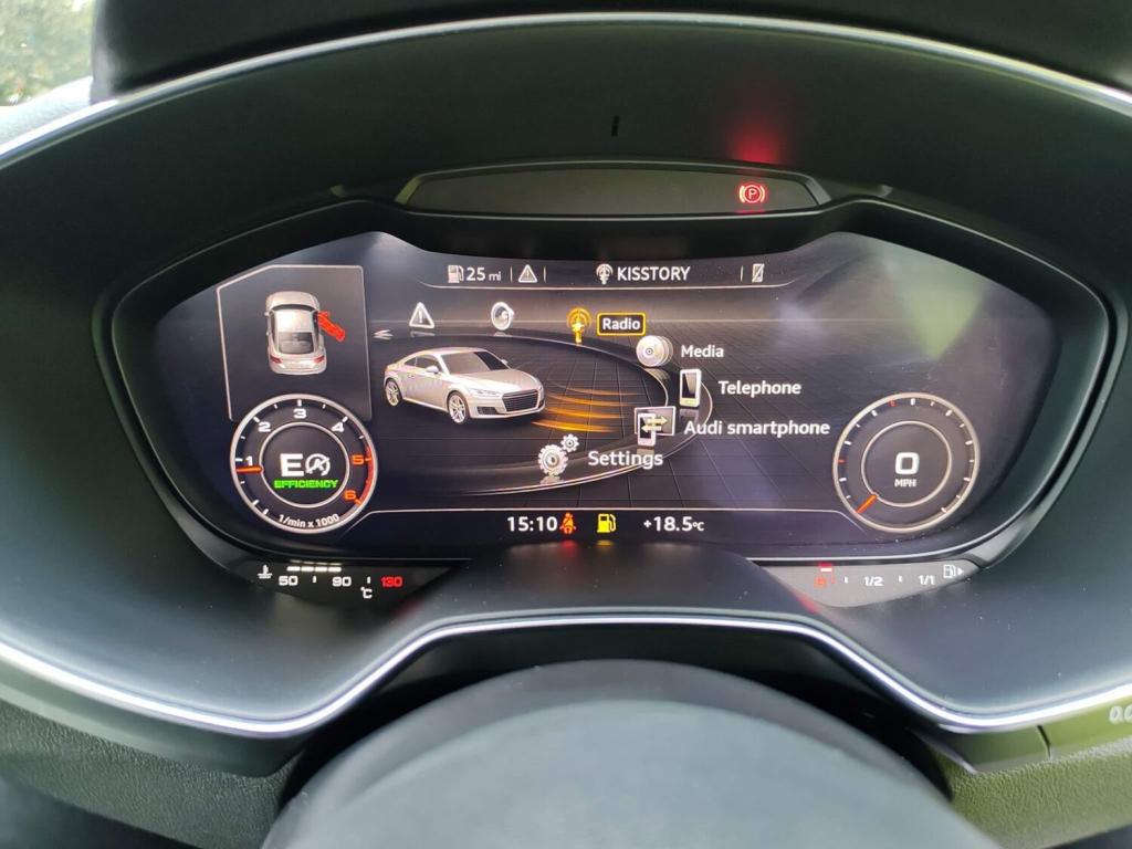 AUDI TT