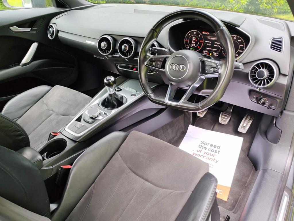 AUDI TT