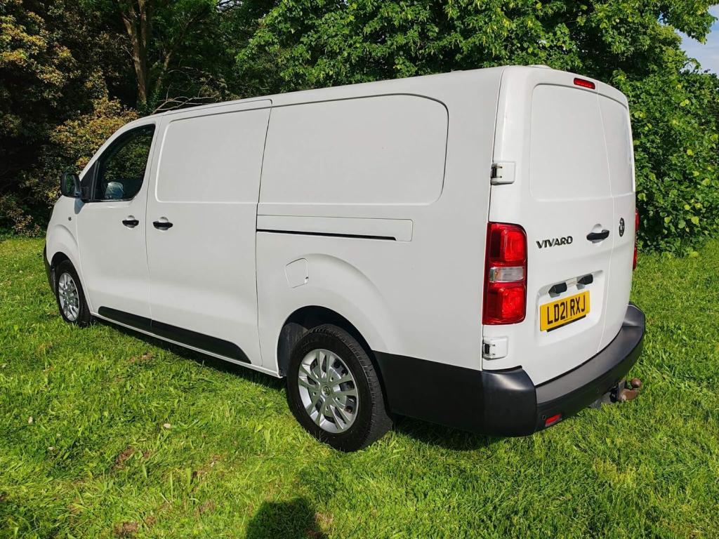 VAUXHALL VIVARO