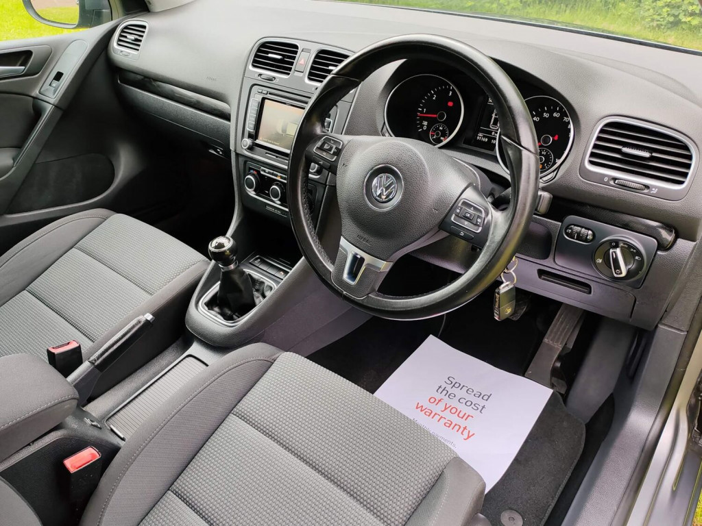 View VOLKSWAGEN GOLF 1.6 TDI Match Euro 5 5dr