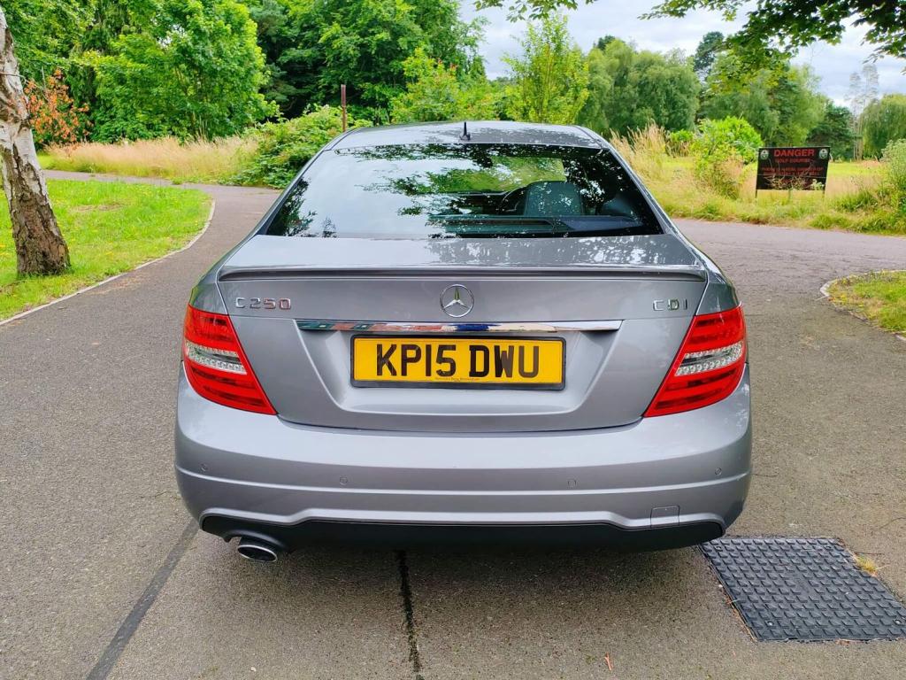MERCEDES-BENZ C CLASS