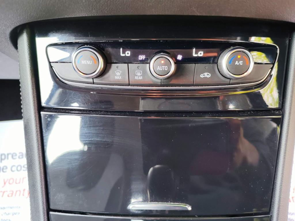 VAUXHALL GRANDLAND X