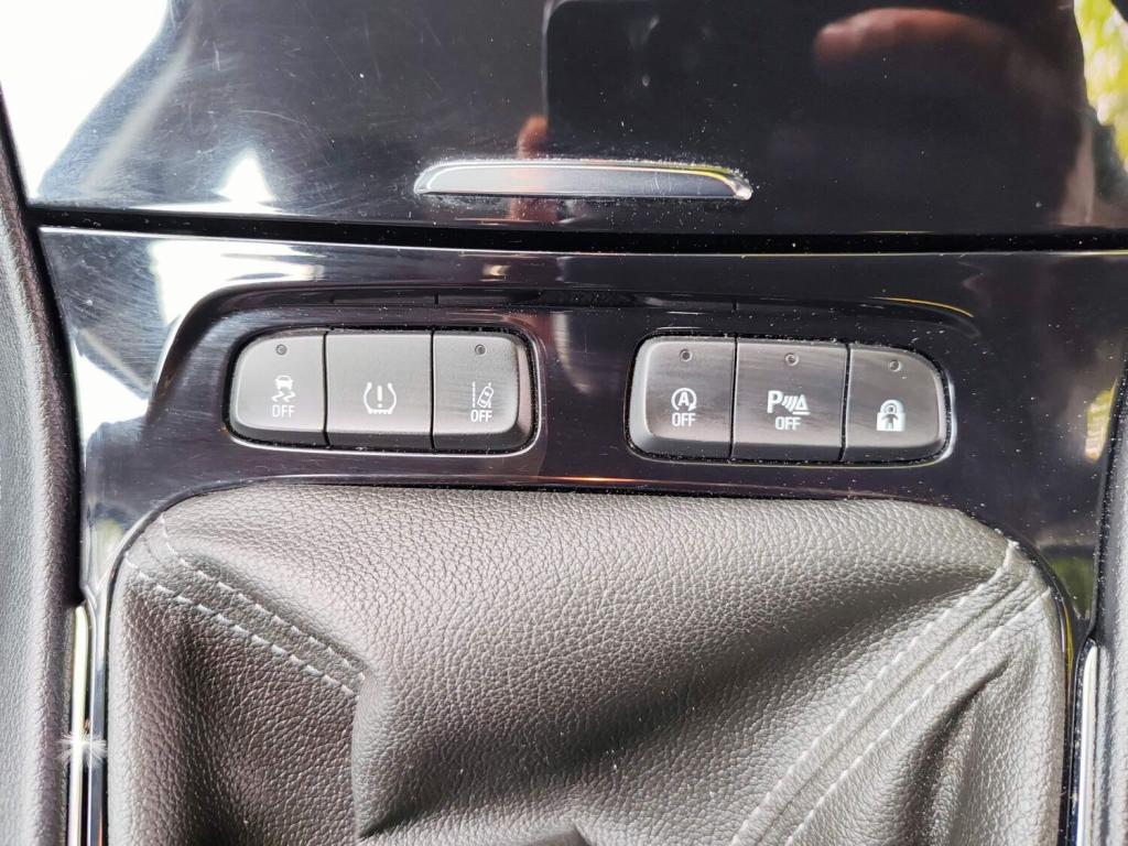 VAUXHALL GRANDLAND X