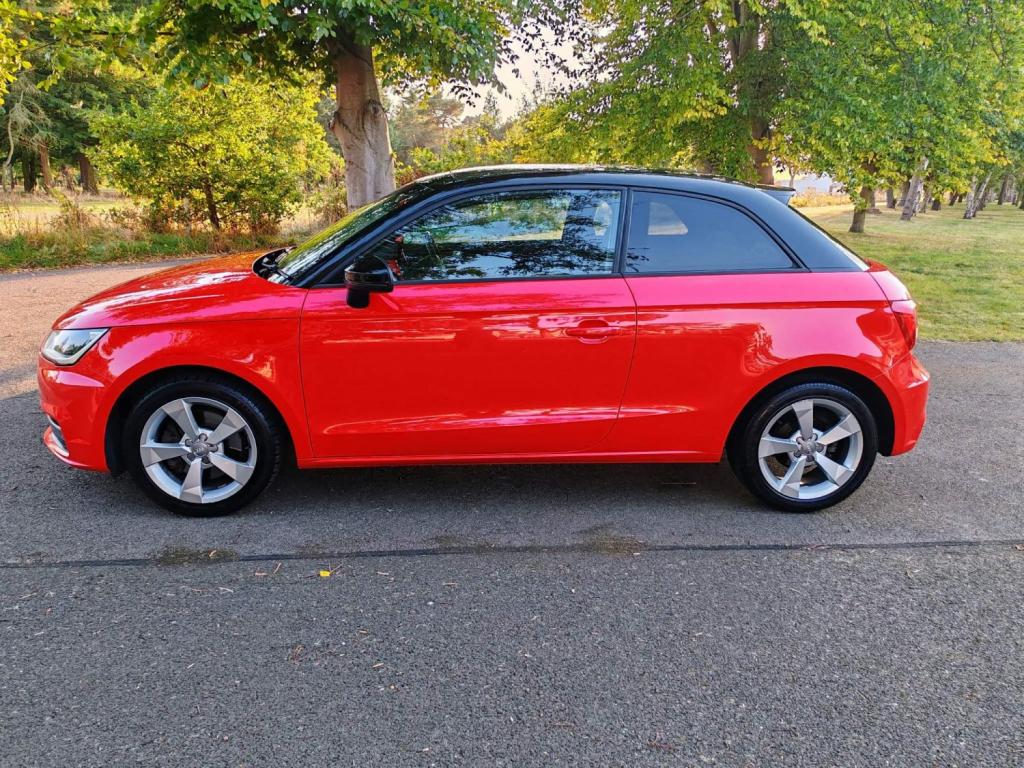AUDI A1