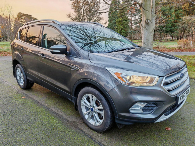FORD KUGA