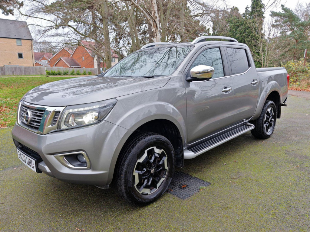 NISSAN NAVARA
