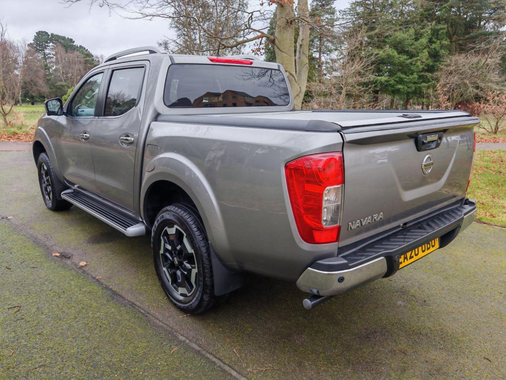NISSAN NAVARA