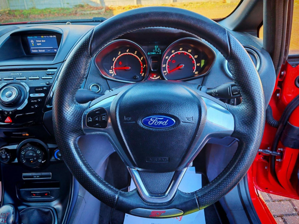 FORD FIESTA