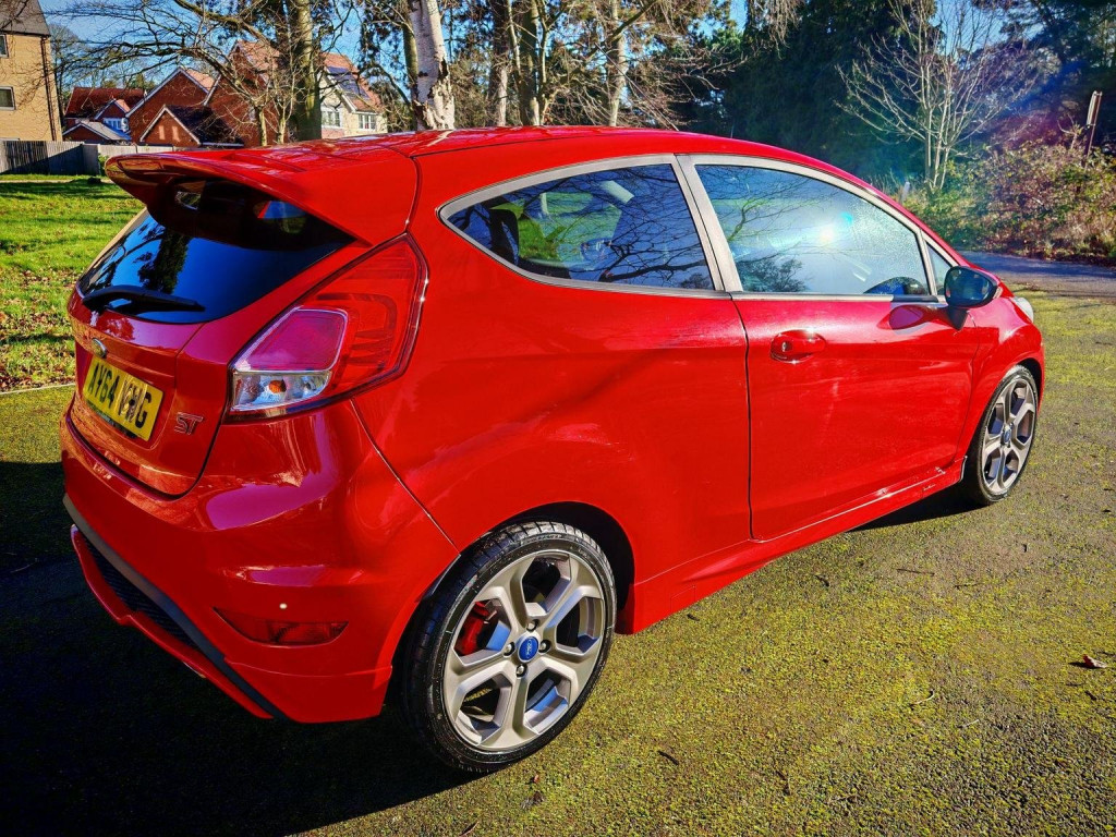 FORD FIESTA
