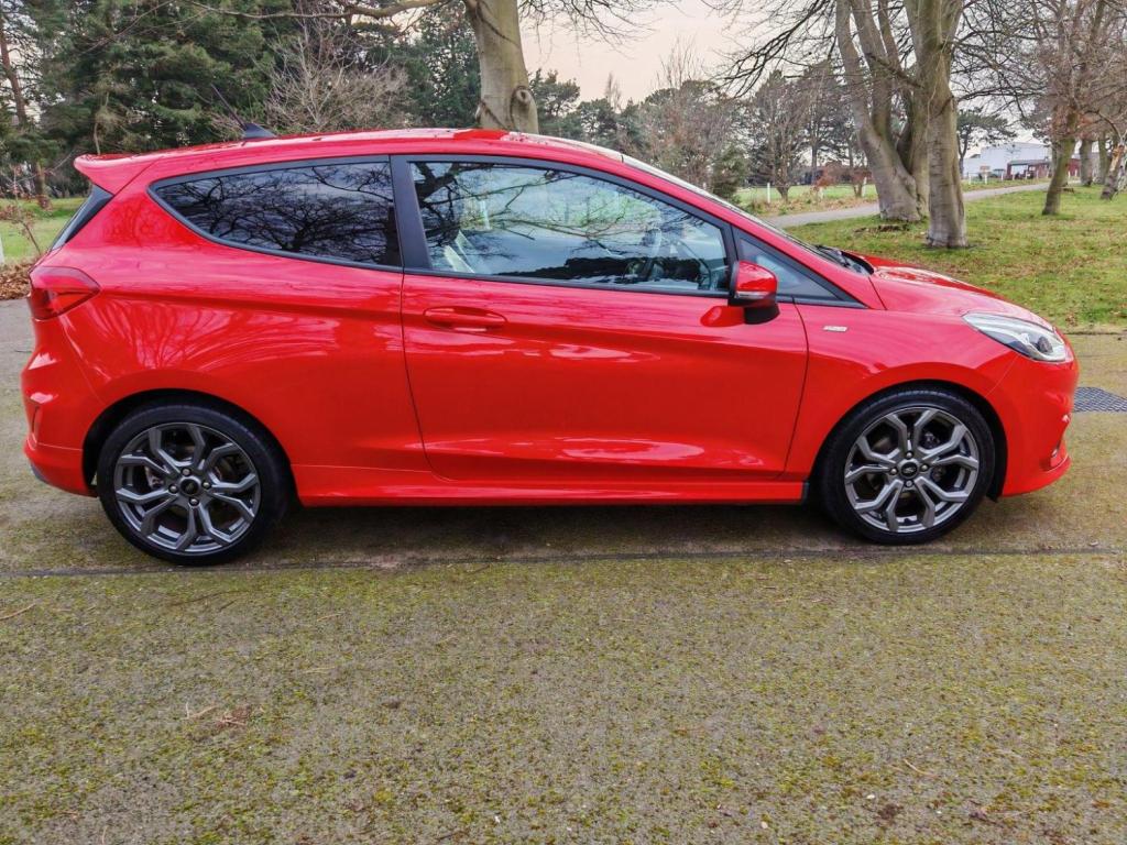 View FORD FIESTA 1.0T EcoBoost ST-Line X Euro 6 (s/s) 3dr