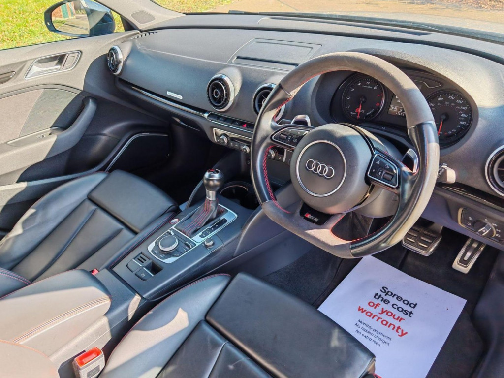 View AUDI RS3 2.5 TFSI Sportback S Tronic quattro Euro 6 (s/s) 5dr (Nav)
