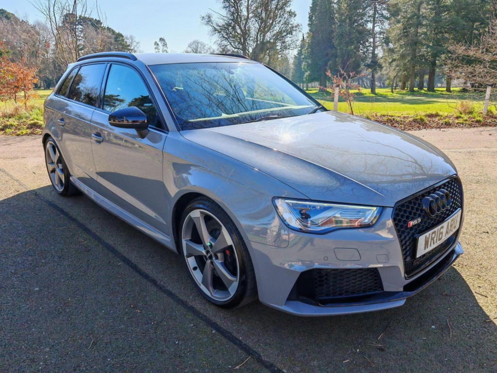 View AUDI RS3 2.5 TFSI Sportback S Tronic quattro Euro 6 (s/s) 5dr (Nav)