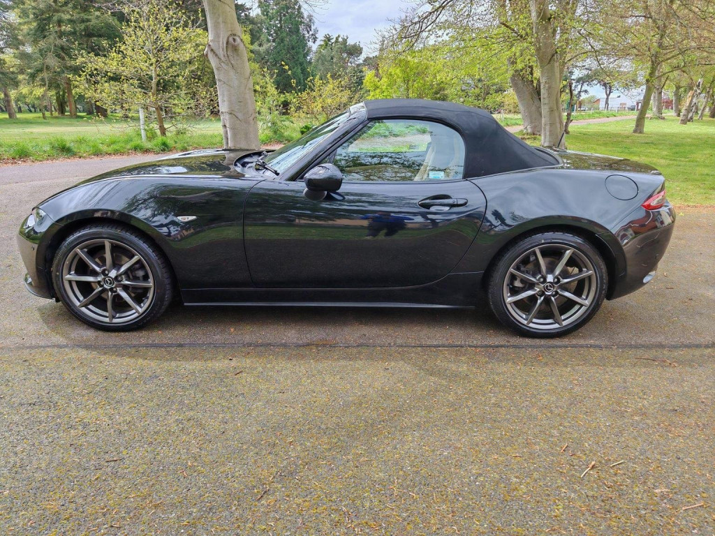 MAZDA MX-5