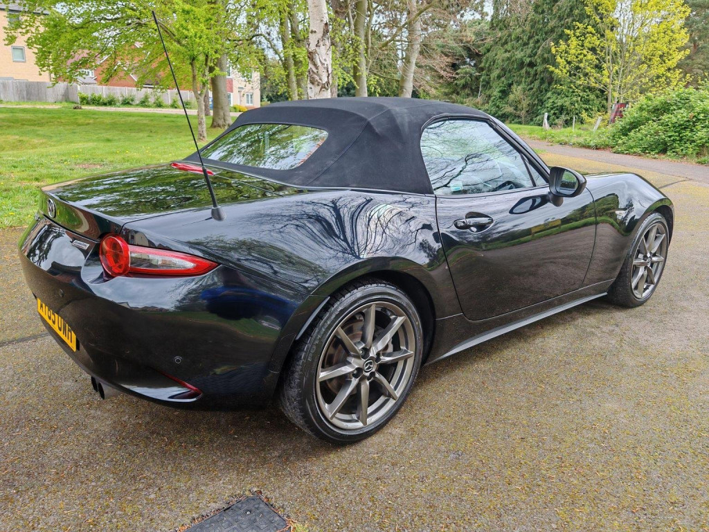 MAZDA MX-5