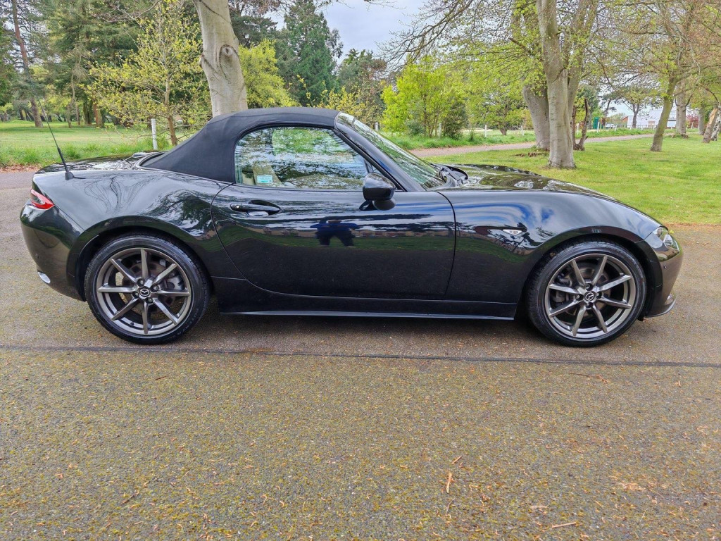 MAZDA MX-5