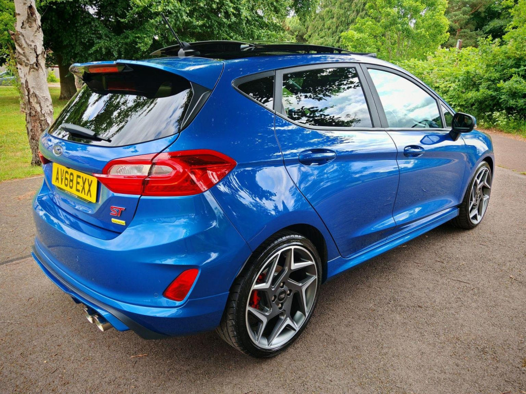 FORD FIESTA