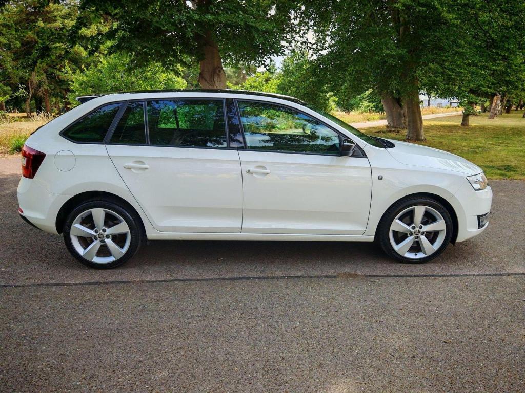 View SKODA RAPID 1.6 TDI SE Sport Euro 5 5dr