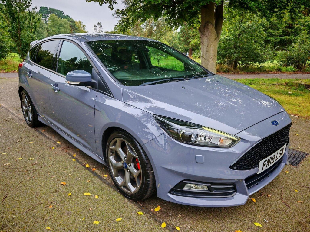 View FORD FOCUS 2.0 TDCi ST-3 Euro 6 (s/s) 5dr
