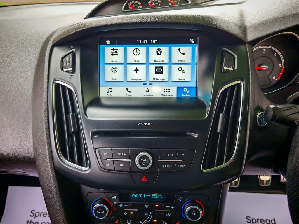 FORD FOCUS