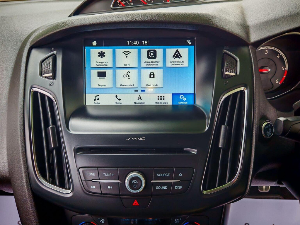 FORD FOCUS