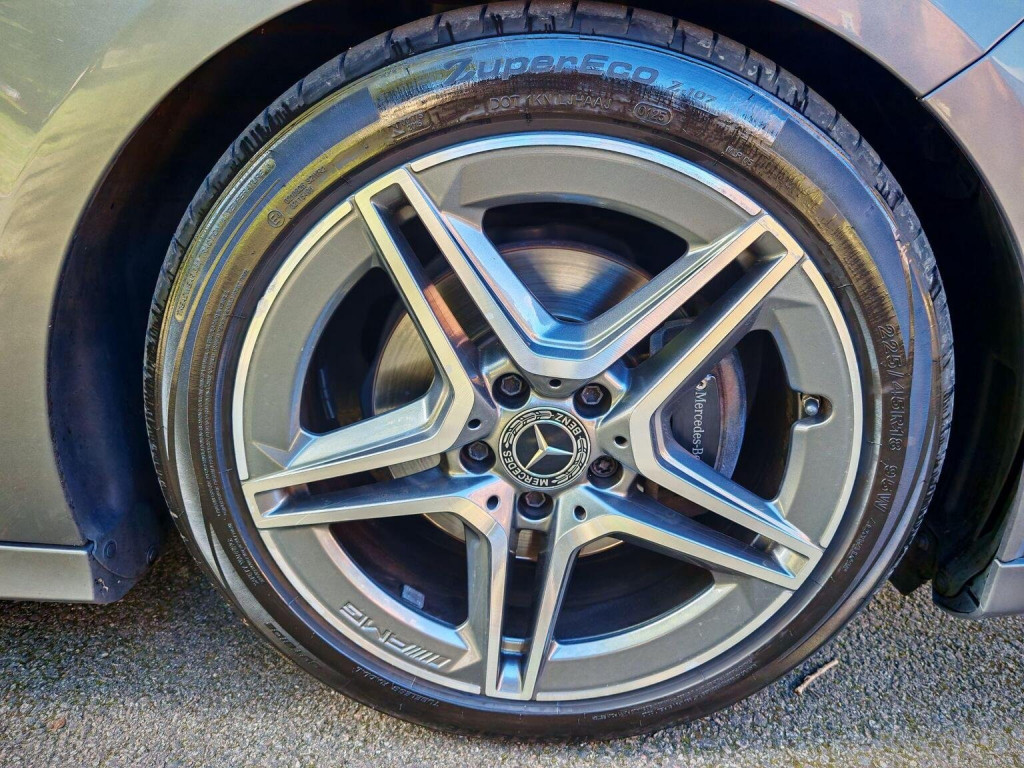 MERCEDES-BENZ A CLASS