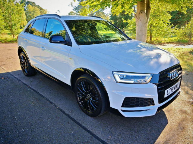 AUDI Q3 1.4 TFSI CoD Black Edition S Tronic Euro 6 (s/s) 5dr