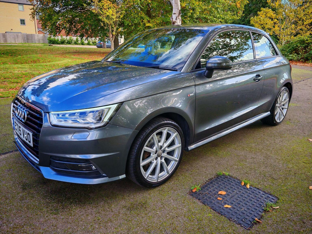 AUDI A1