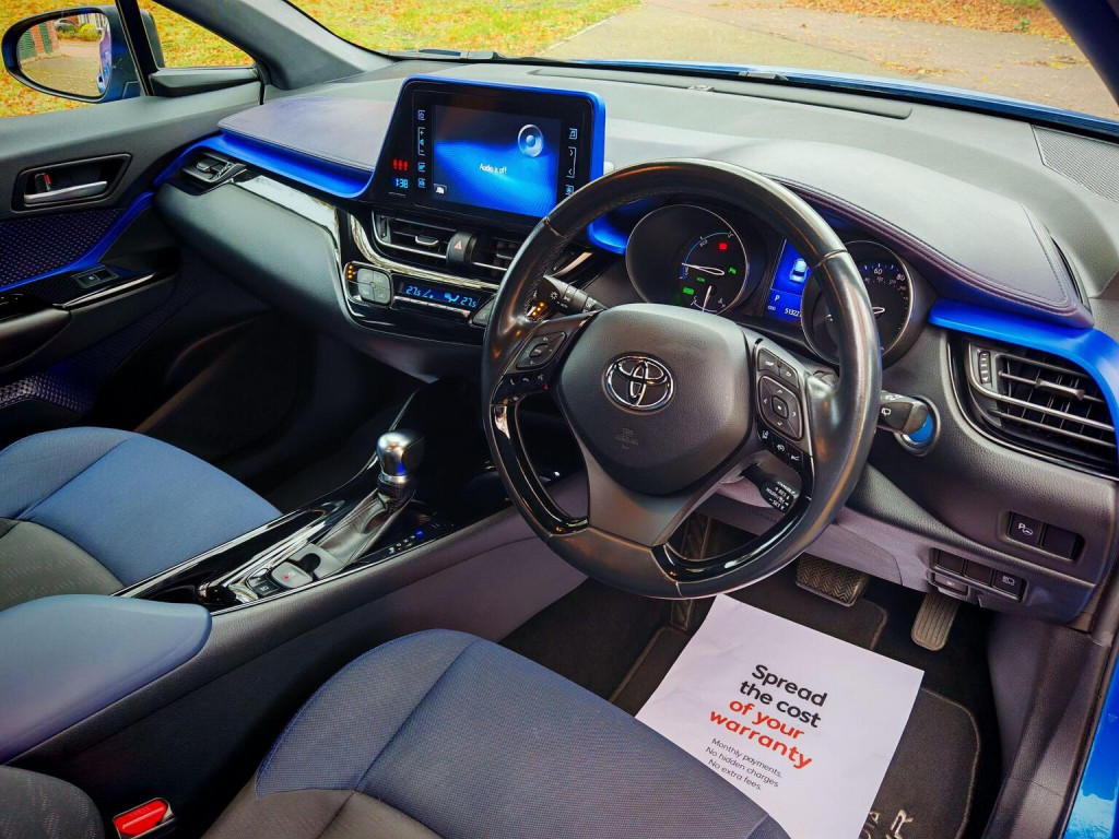 View TOYOTA C-HR 1.8 VVT-h Dynamic CVT Euro 6 (s/s) 5dr