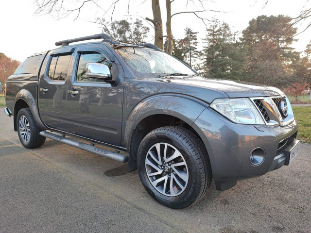 NISSAN NAVARA