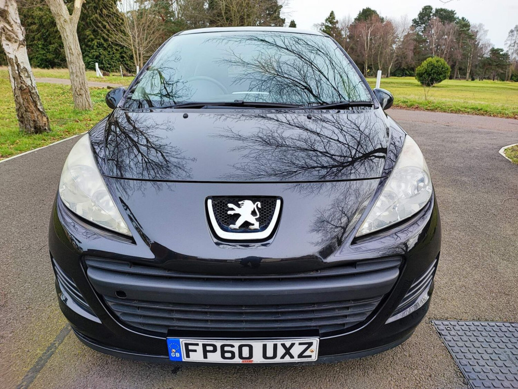 PEUGEOT 207