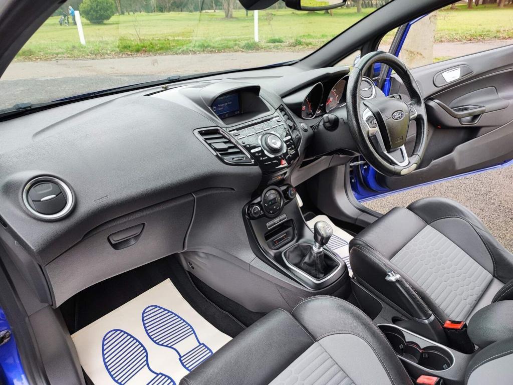 FORD FIESTA