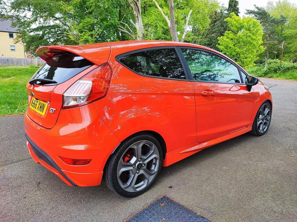 FORD FIESTA