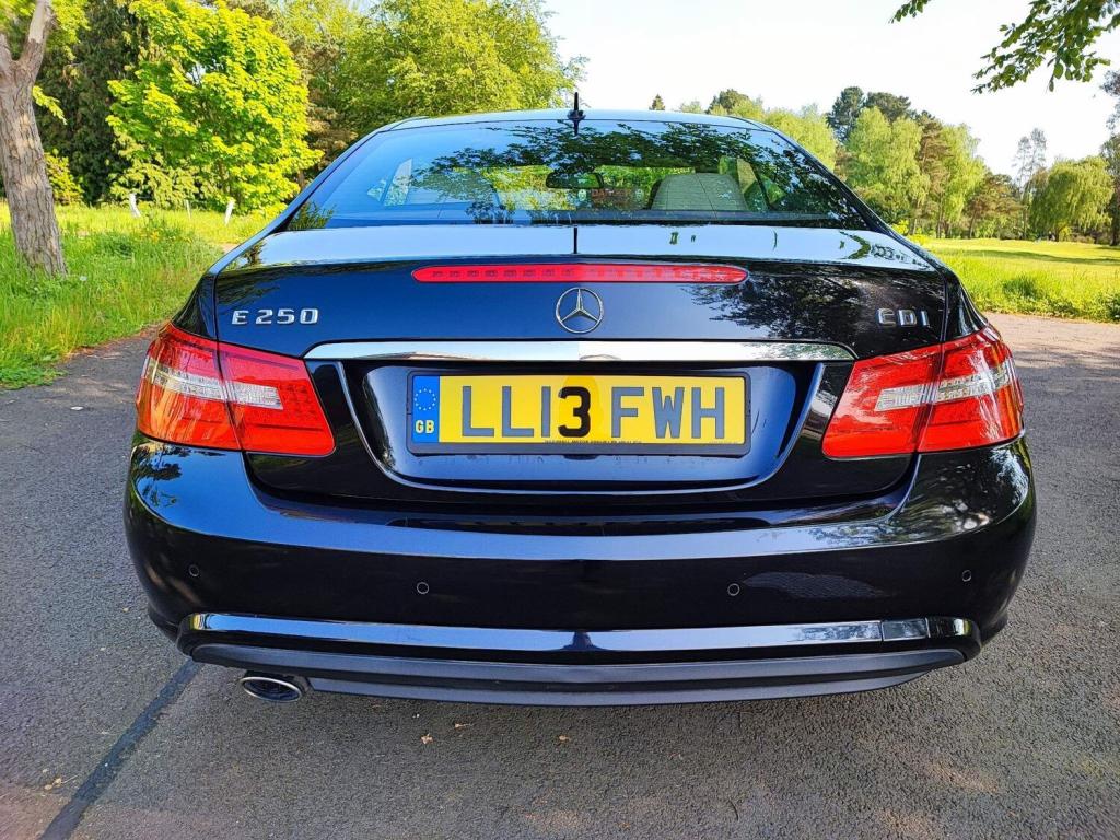 MERCEDES-BENZ E CLASS