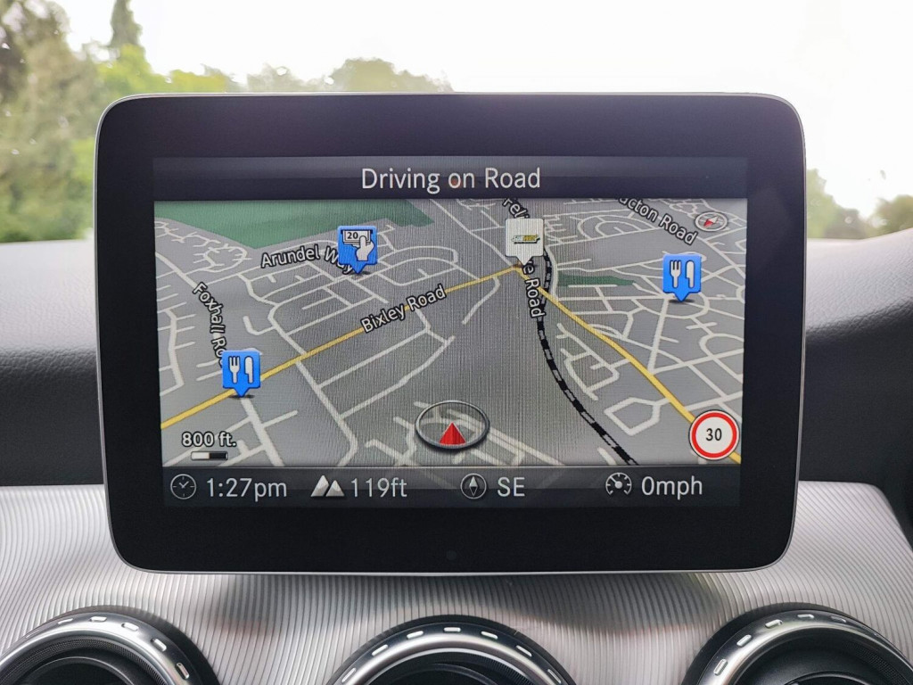 MERCEDES-BENZ GLA CLASS