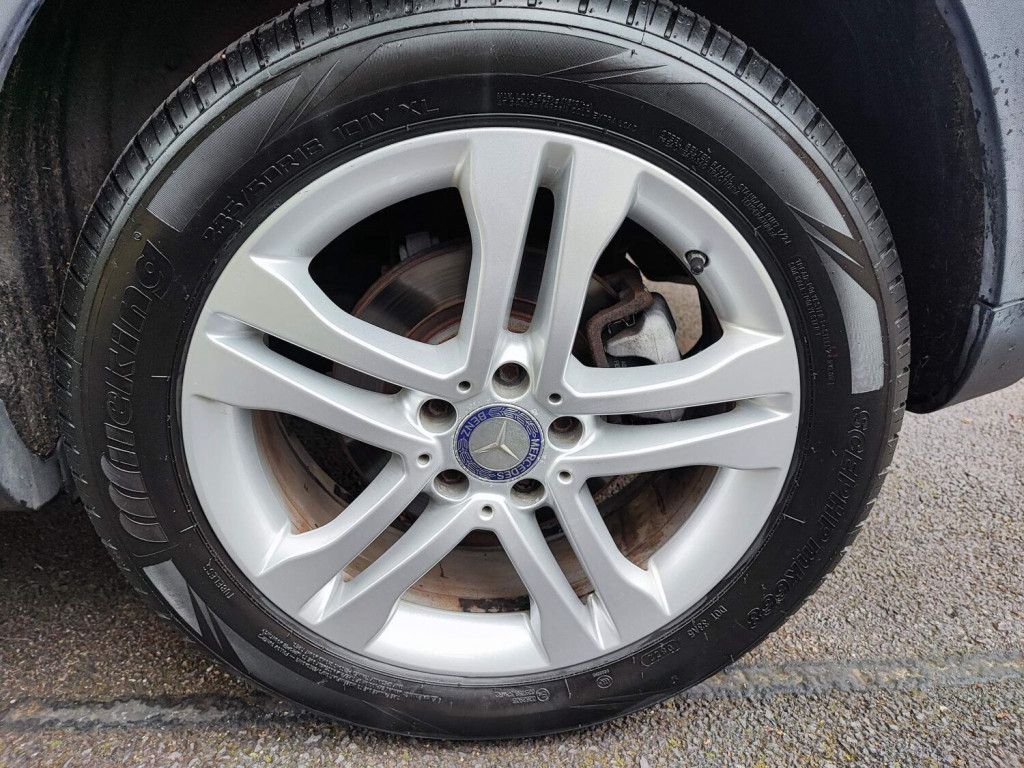 MERCEDES-BENZ GLA CLASS