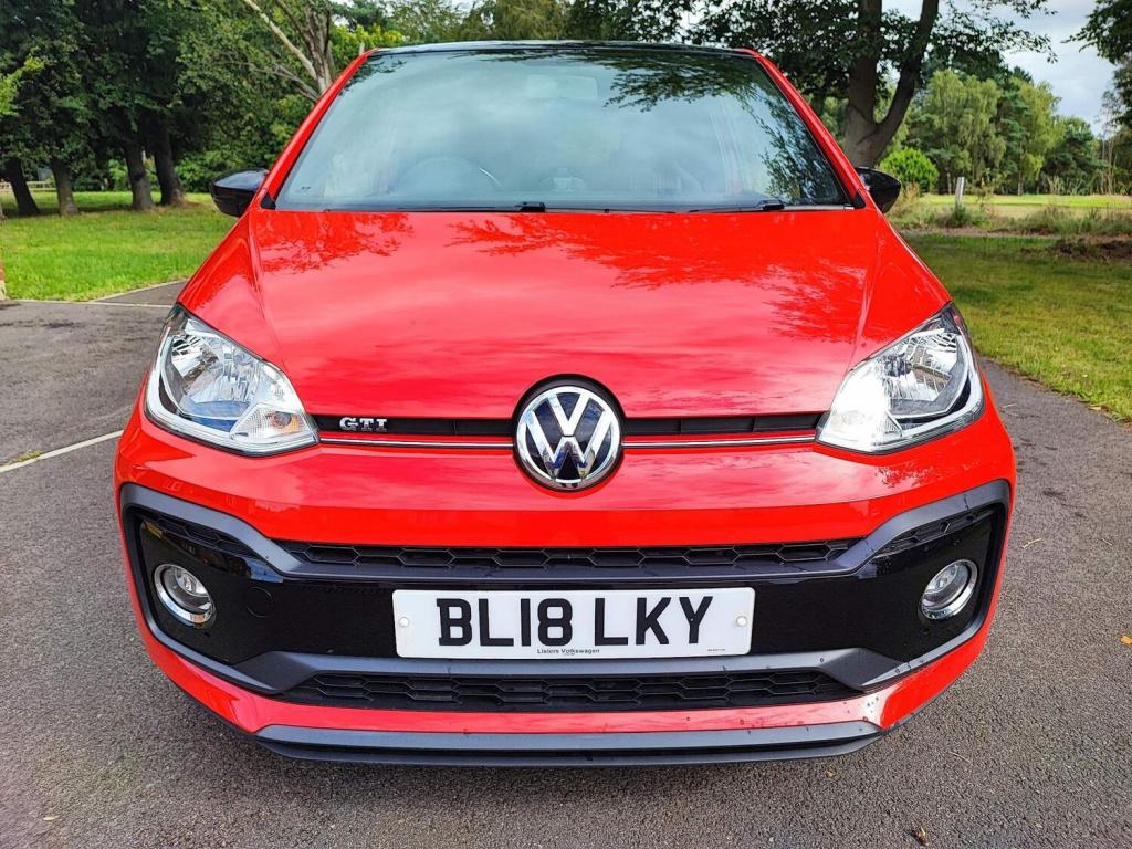VOLKSWAGEN UP