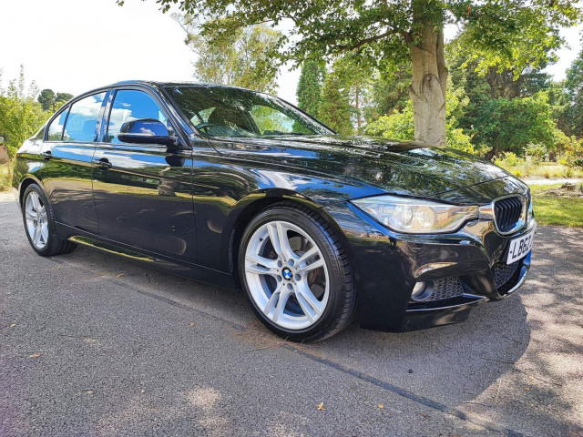 BMW 3 SERIES