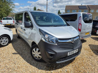 VAUXHALL VIVARO