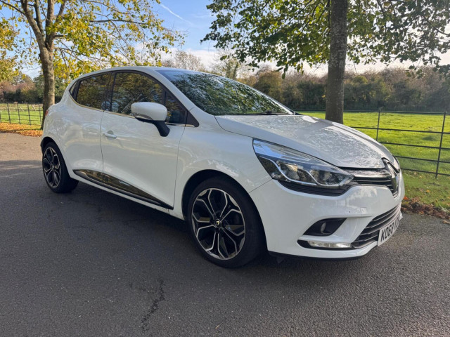 RENAULT CLIO 0.9 TCe Iconic Euro 6 (s/s) 5dr