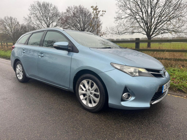 TOYOTA AURIS 1.6 V-Matic Icon Touring Sports Euro 5 5dr
