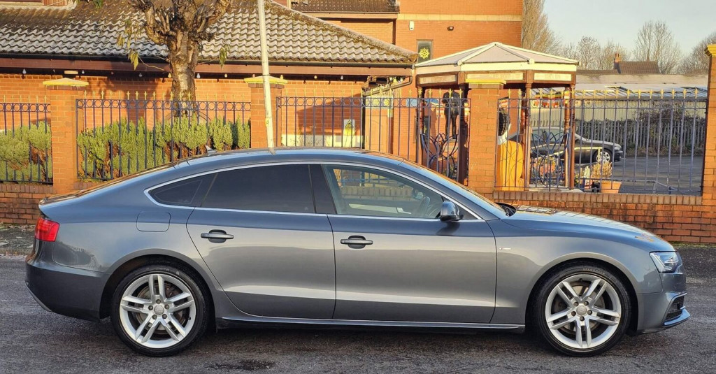 AUDI A5