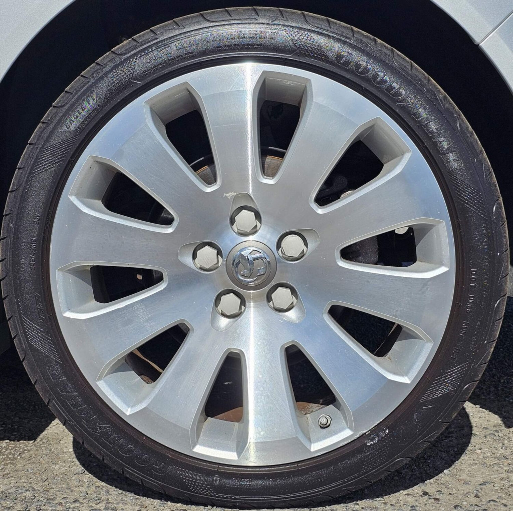 VAUXHALL INSIGNIA