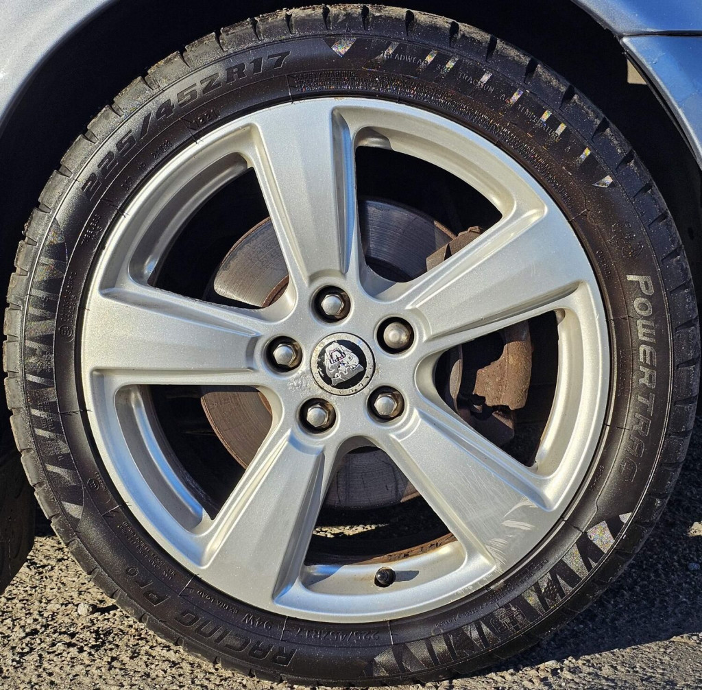 JAGUAR X-TYPE