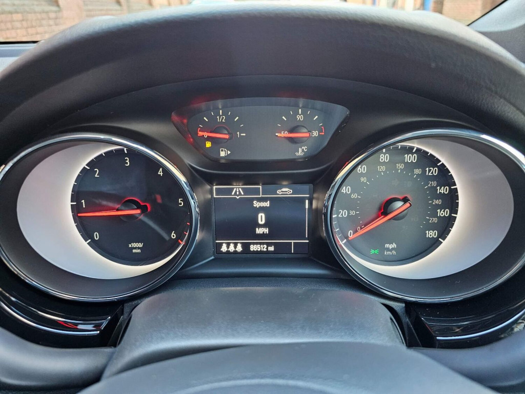 VAUXHALL ASTRA