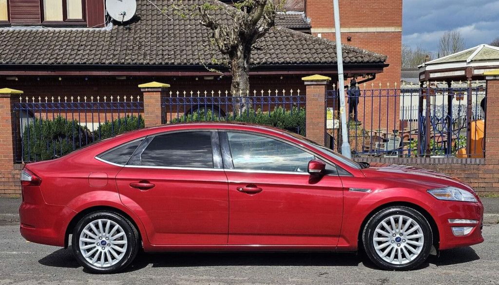 FORD MONDEO