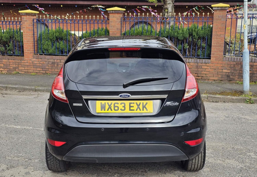 FORD FIESTA
