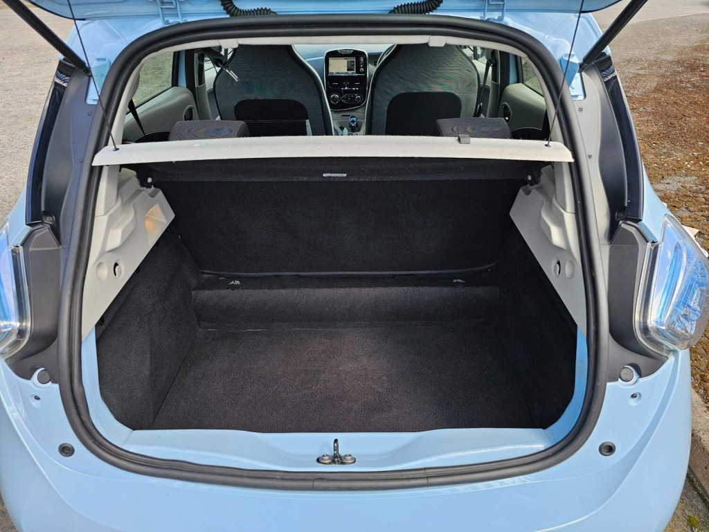 RENAULT ZOE
