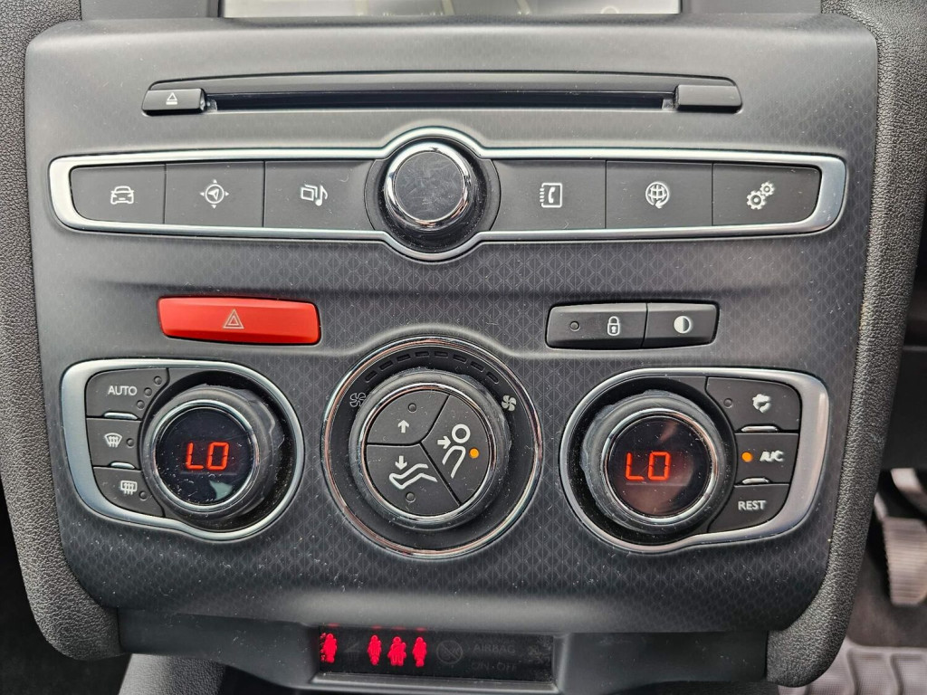 DS AUTOMOBILES DS 4
